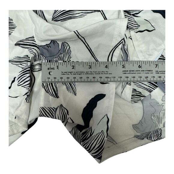 White Black Floral Print Athletic Shorts Women's Elastic Waist Quick Dry - Picture 6 of 7